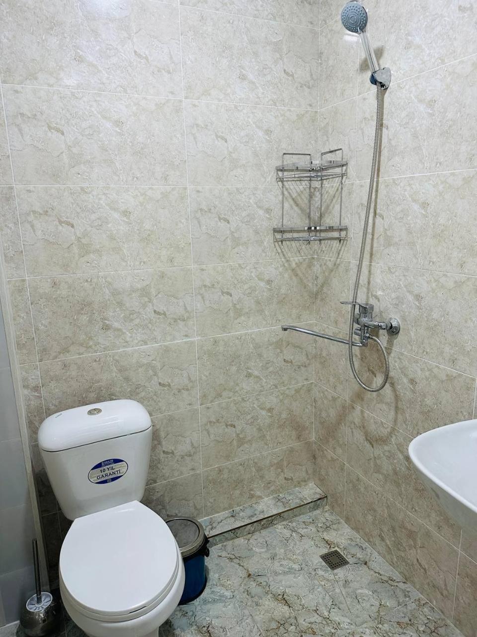 Art Inn Hotel Tashkent Esterno foto