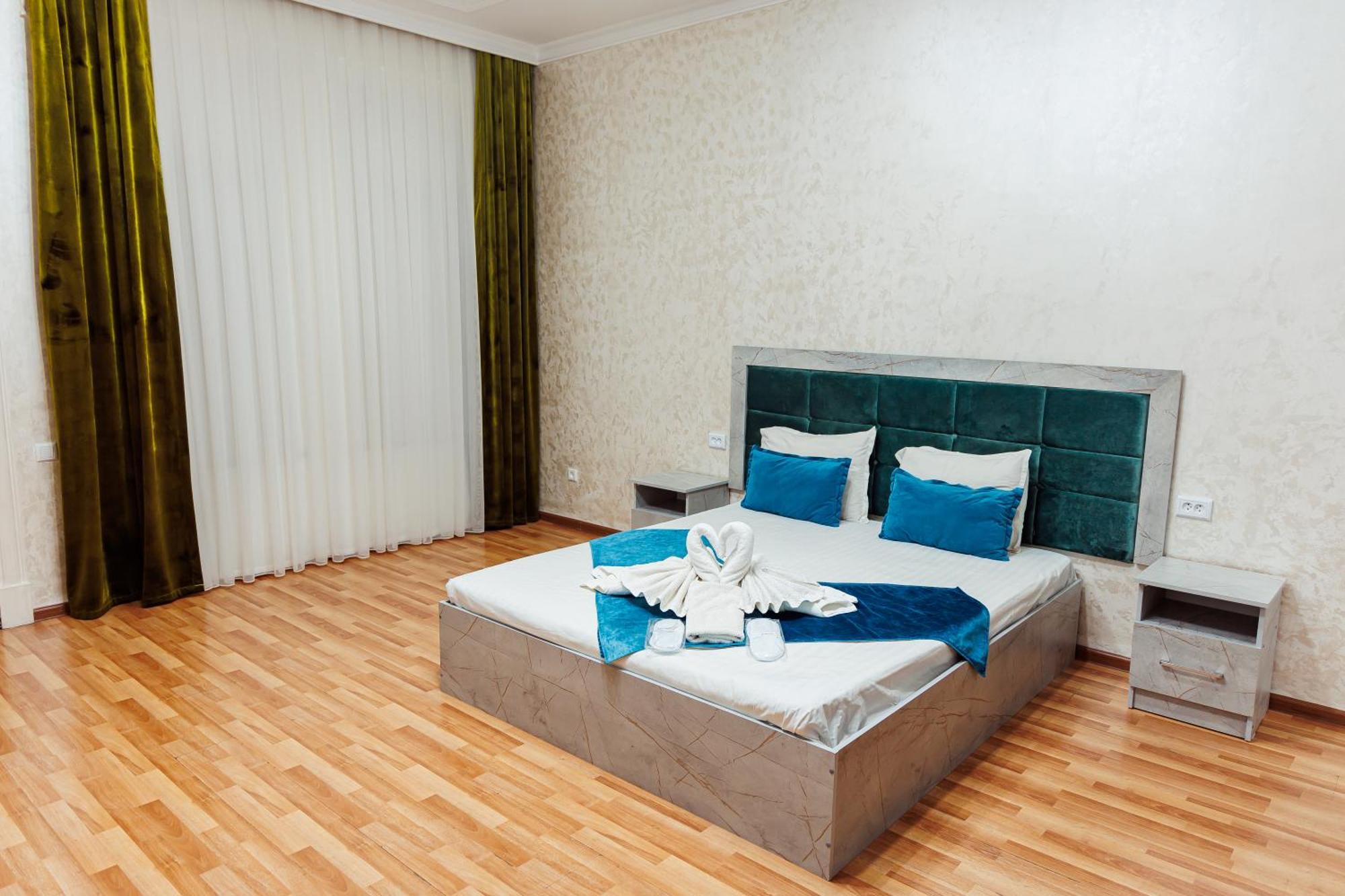 Art Inn Hotel Tashkent Esterno foto