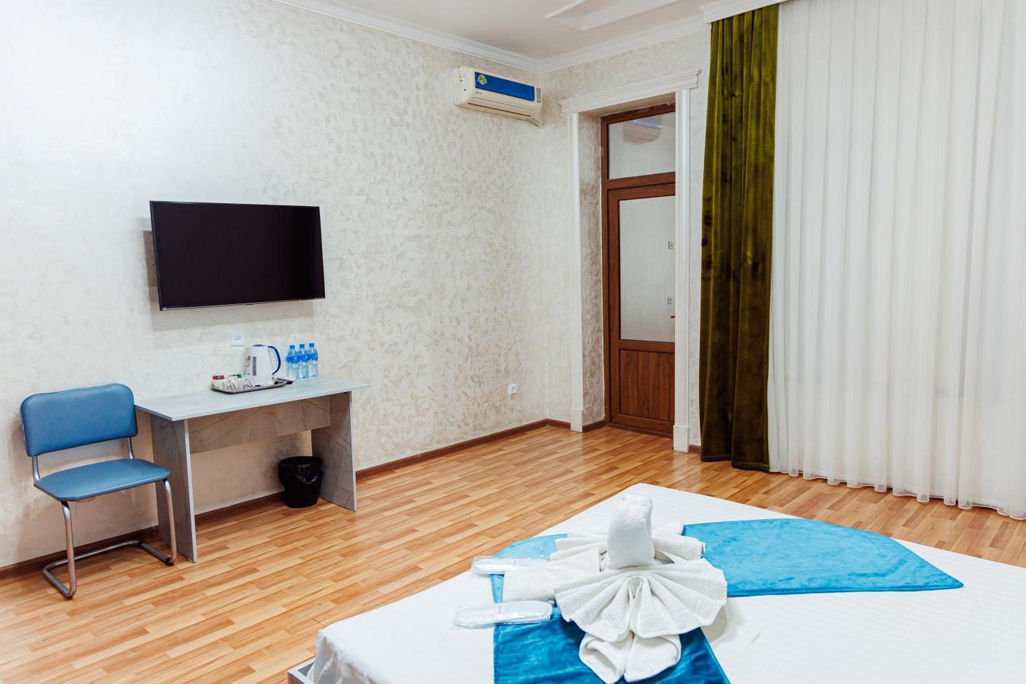 Art Inn Hotel Tashkent Esterno foto