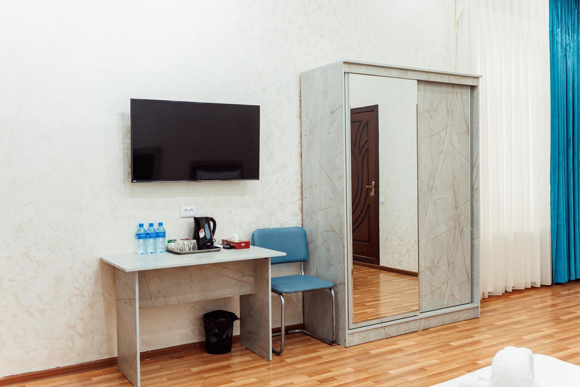 Art Inn Hotel Tashkent Esterno foto