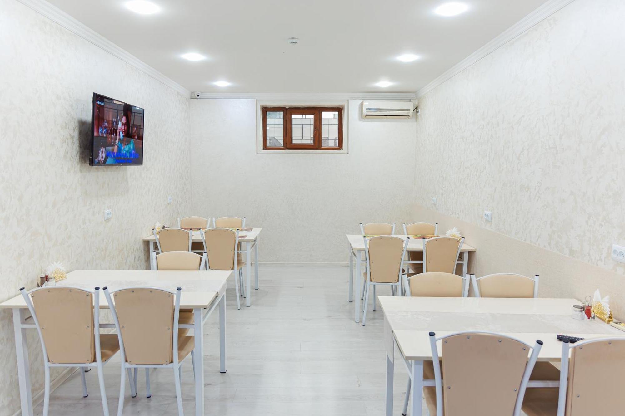 Art Inn Hotel Tashkent Esterno foto